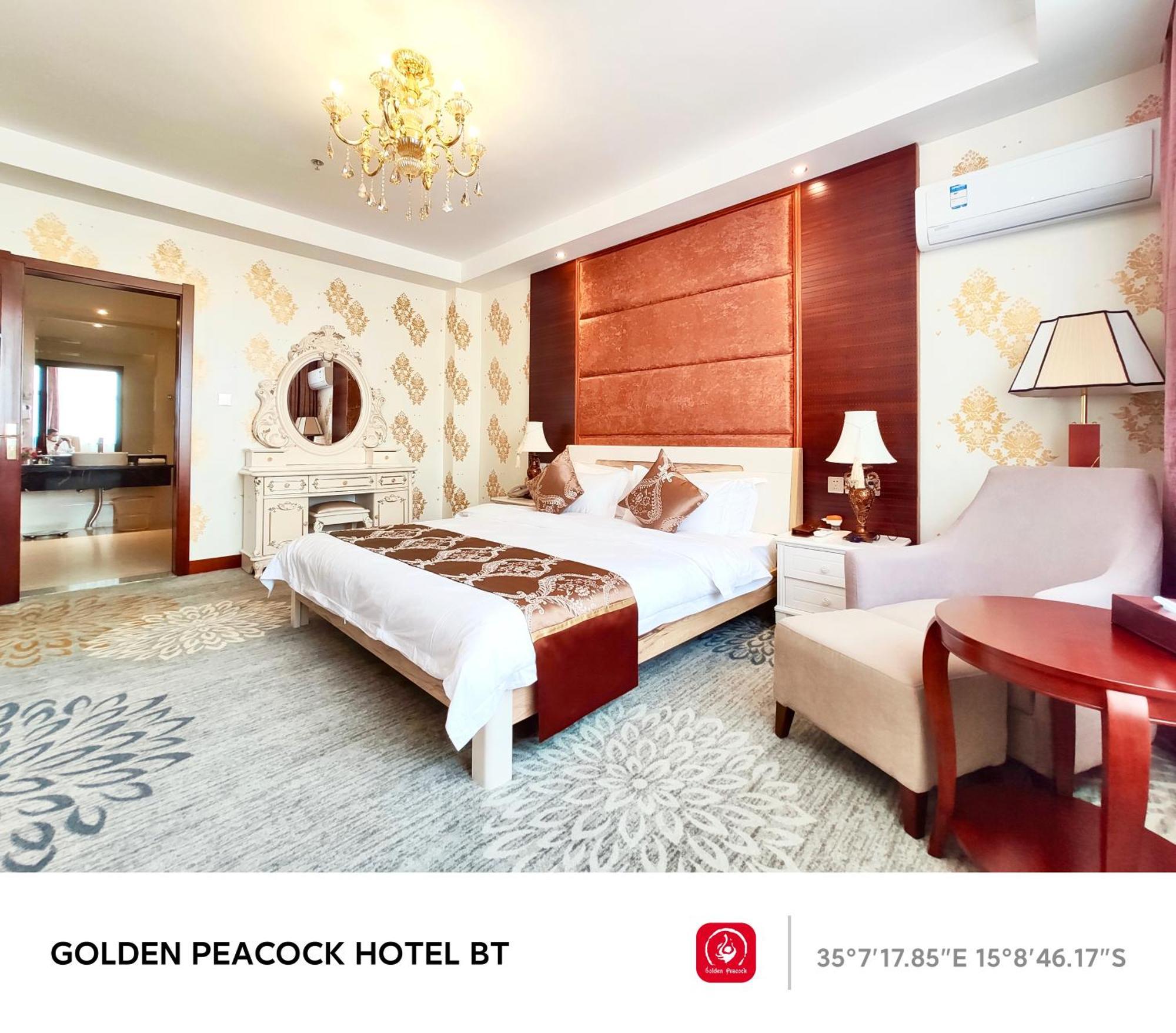 Golden Peacock Hotel Blantyre Exterior foto
